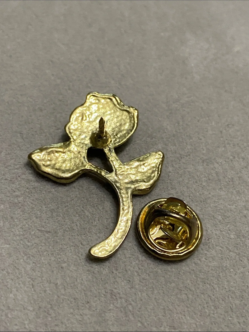 Gold Rose Lapel Pin